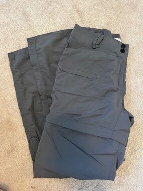 Magellan Outdoors Charcoal Gray Cargo Pants Zip Off to Shorts